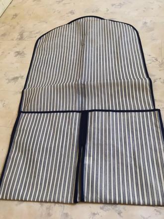 Textilný dlhý obal na oblek/šaty,