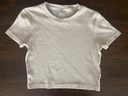 Bezove crop top tricko, lindex,140