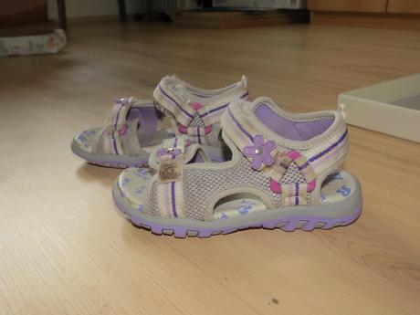 Sandálky baťa, baťa,28
