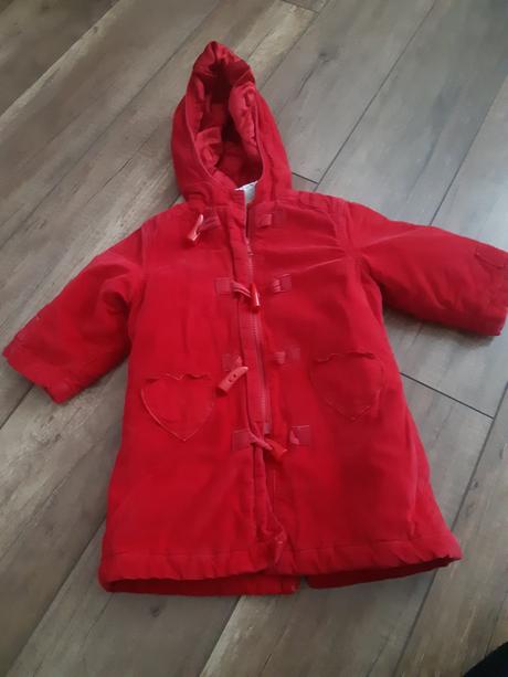 Červený kabatik, adams,86