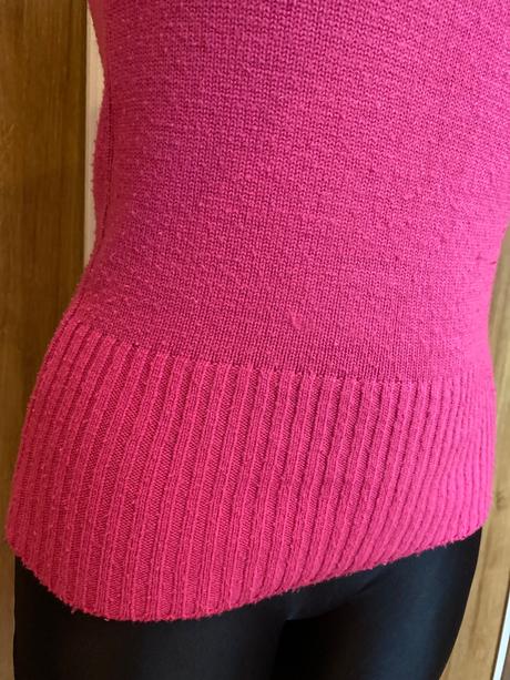 Ruzovy damsky sveter bez rukavov, s
