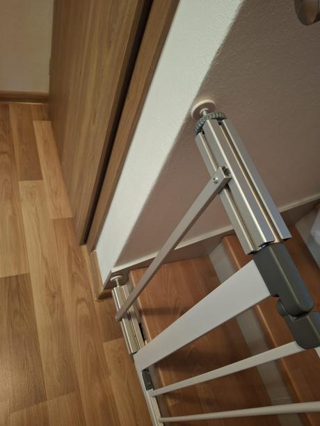 Detská zábrana na schodisko alebo dvere- predane, 