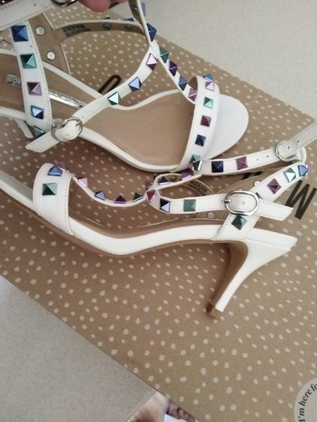 Biele brutalne sandalky, 37