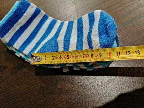 Pasikave ponožky, 23