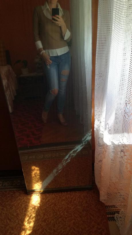 Krásny pulovrik, clockhouse,m