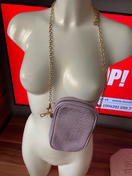 Mala taštička na mobil alebo menšie vci, bijou brigitte