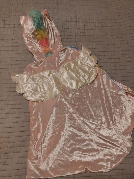 Kostým jednorožec, 