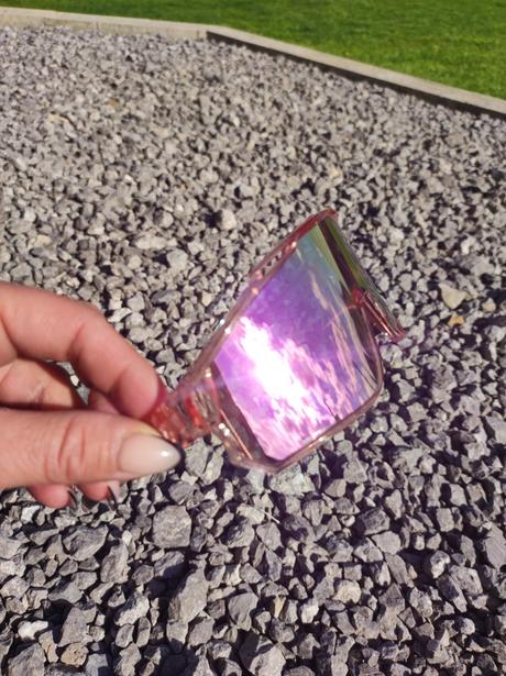 Športové slnečné ľahunké okuliare,