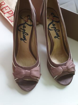 Lodičky replay, replay,39