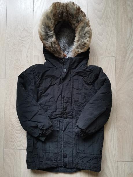 Teplá kvalitná zimná bunda, bench,104