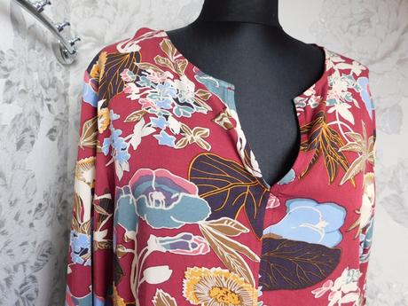 Kvalitna velmi pekna bluzka, 40