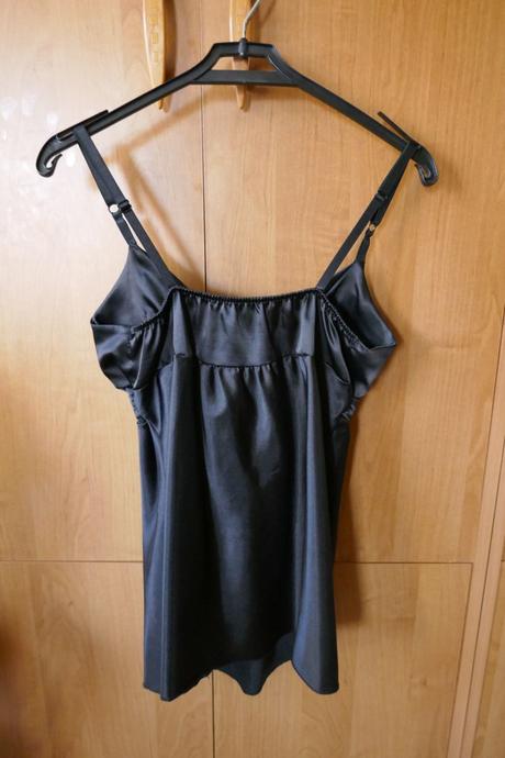 Čierny saténový top 016, 36