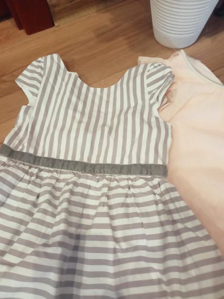 H&m trblietkami šaty, h&m,116