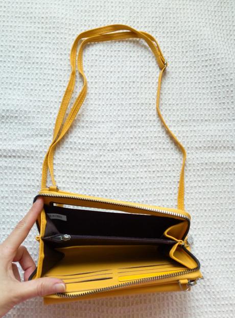 Malá žltá crossbody kabelka, 