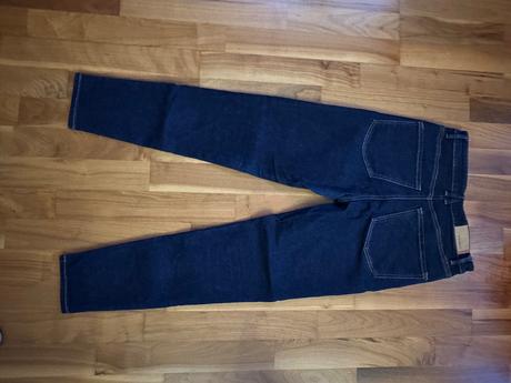 Dámske rifle skinny, stradivarius,40