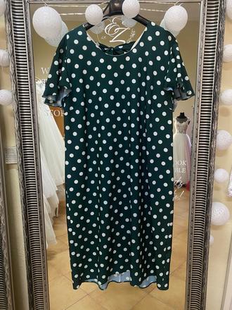 Dámske bodkované šaty, 48