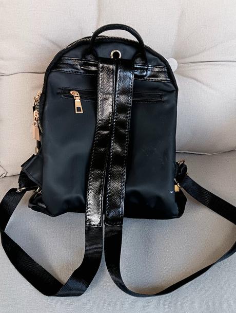 Menší dámsky ruksak, 