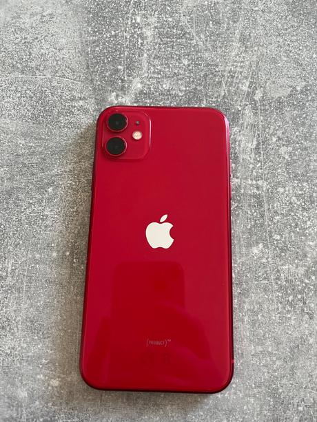 Predám iphone 11, apple