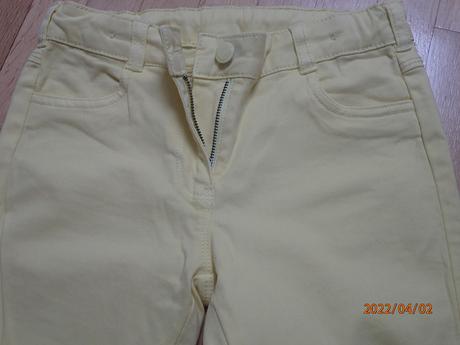 Žlté rifle 128-134, c&a,128