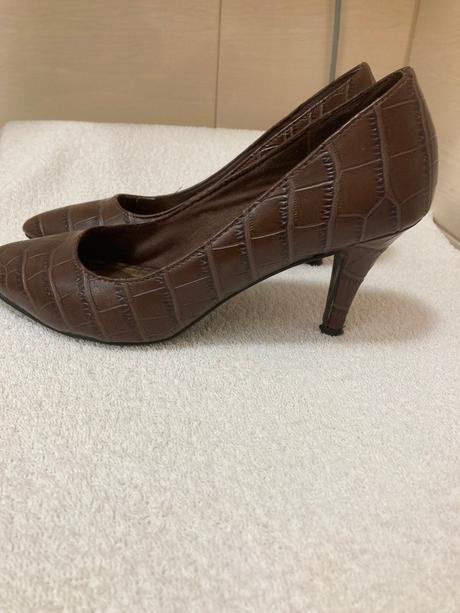 Lodičky s poštovným, 38