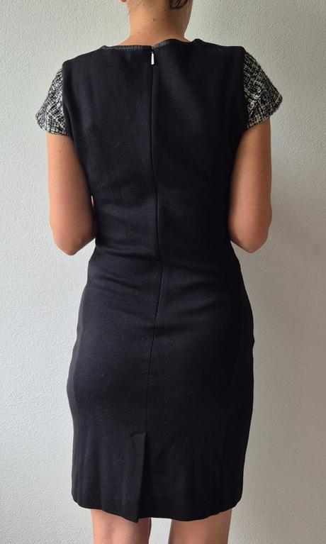 Krásne šaty s vlnou "malé čierne", 36