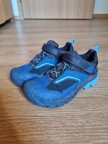 Turistické topánky quechua, 32