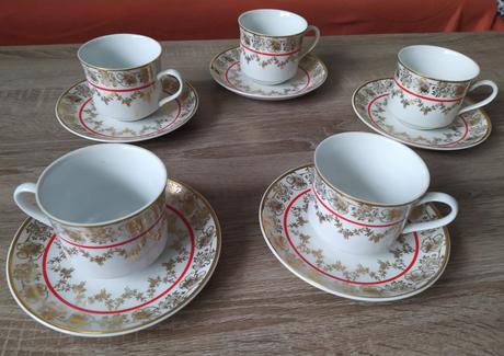 Šálky s tanierikmi, 