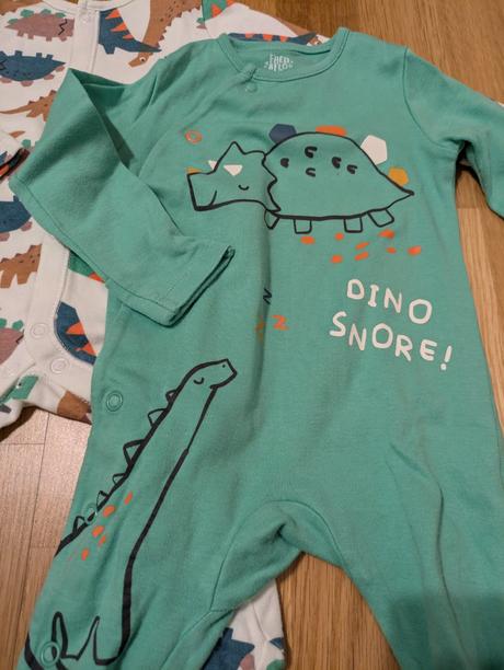 Jednodielne pyžamá, f&f,68