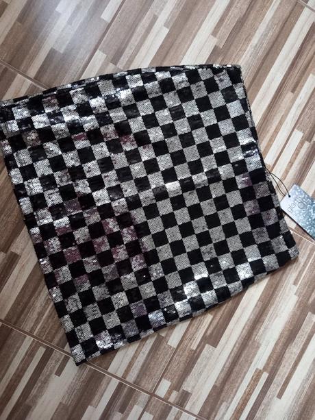 Minisukňa, new yorker,36 / s