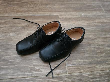 Spoločenské topánky č.25, 25