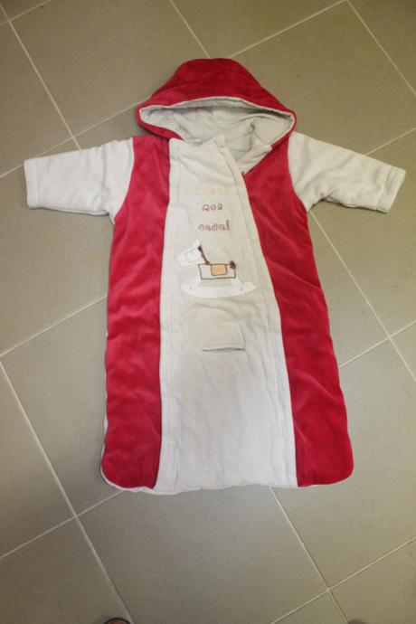 Fusák do autosedačky,