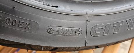 Pneumatiky na motorku, 