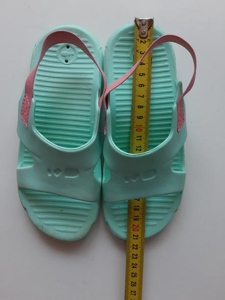 Šlapky, decathlon,32