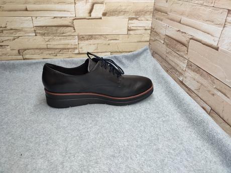 Clarks 41 - dámske kožené čierne poltopánky, clarks,41