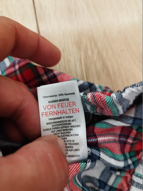 Pyžamkové nohavice, 104