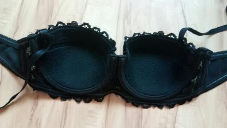 Čierna čipkovaná korzetová podprsenka, 80c