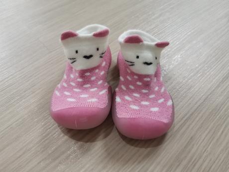 Papuce/topanky/capačky, <17