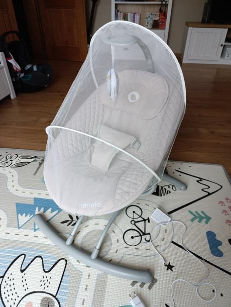 Hojdacie kresielko lionelo, 