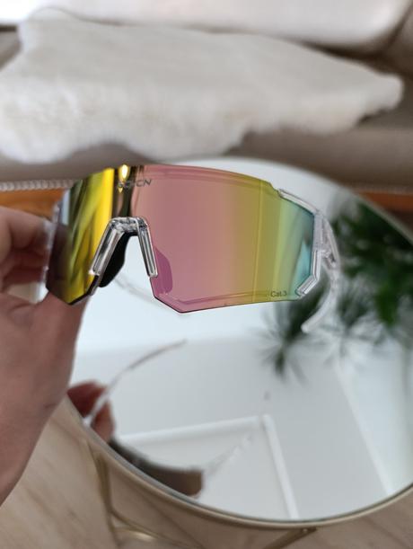 Slnečné športové okuliare, 