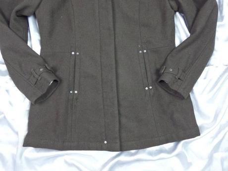 Luxusný tmavohnedý kabát, 42