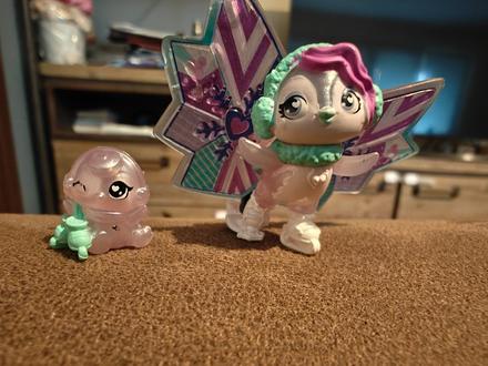 Hatchimals pinguin rodinka,