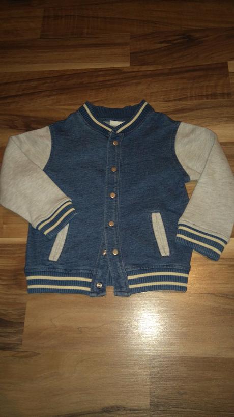 Mikinka na cvoky, zara,92