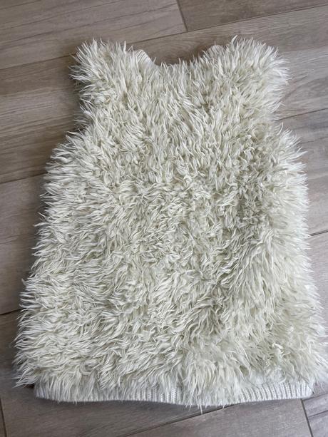 Krásna chlpatá vesta, m&co,134