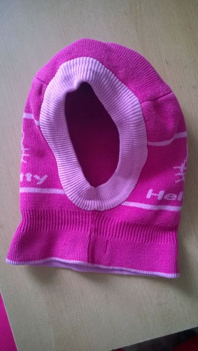 Praktická kukla (čiapka a šál v jednom), c&a,98