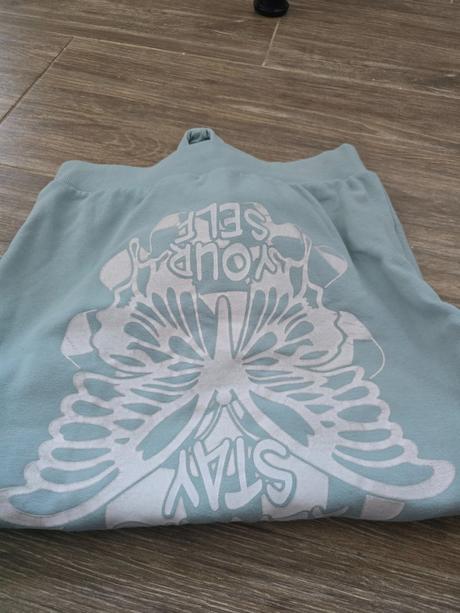 Mikina č.146-152, 146