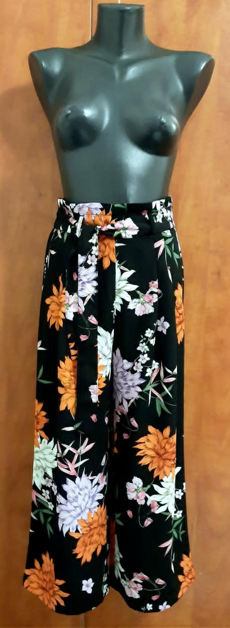 Predám letné 3/4 nohavice stradivarius veľ.xs, stradivarius,xs