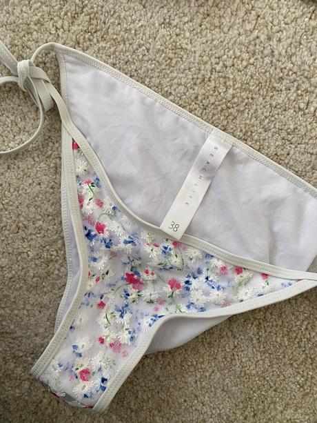 Plavky s kvetinovým motívom, gate,m