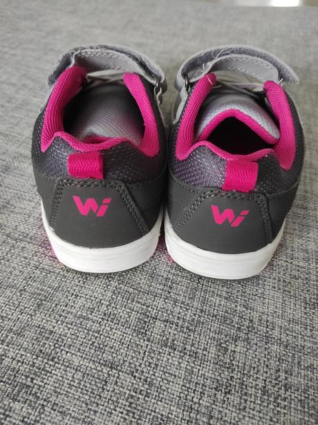 Predám wilard tenisky, 32