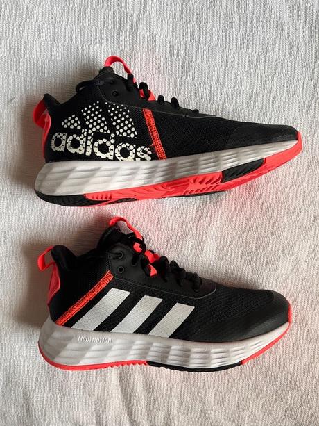 Basketbalové topánky, adidas,38