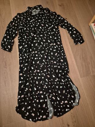 Kvetinové košeľové šaty, 38